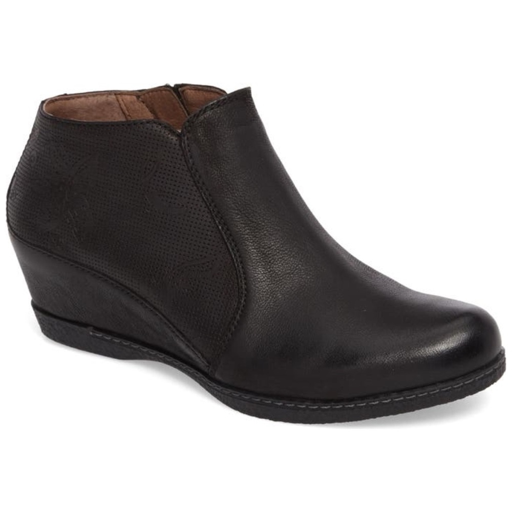 Dansko Luanna Wedge Booties Black Leather SZ 37